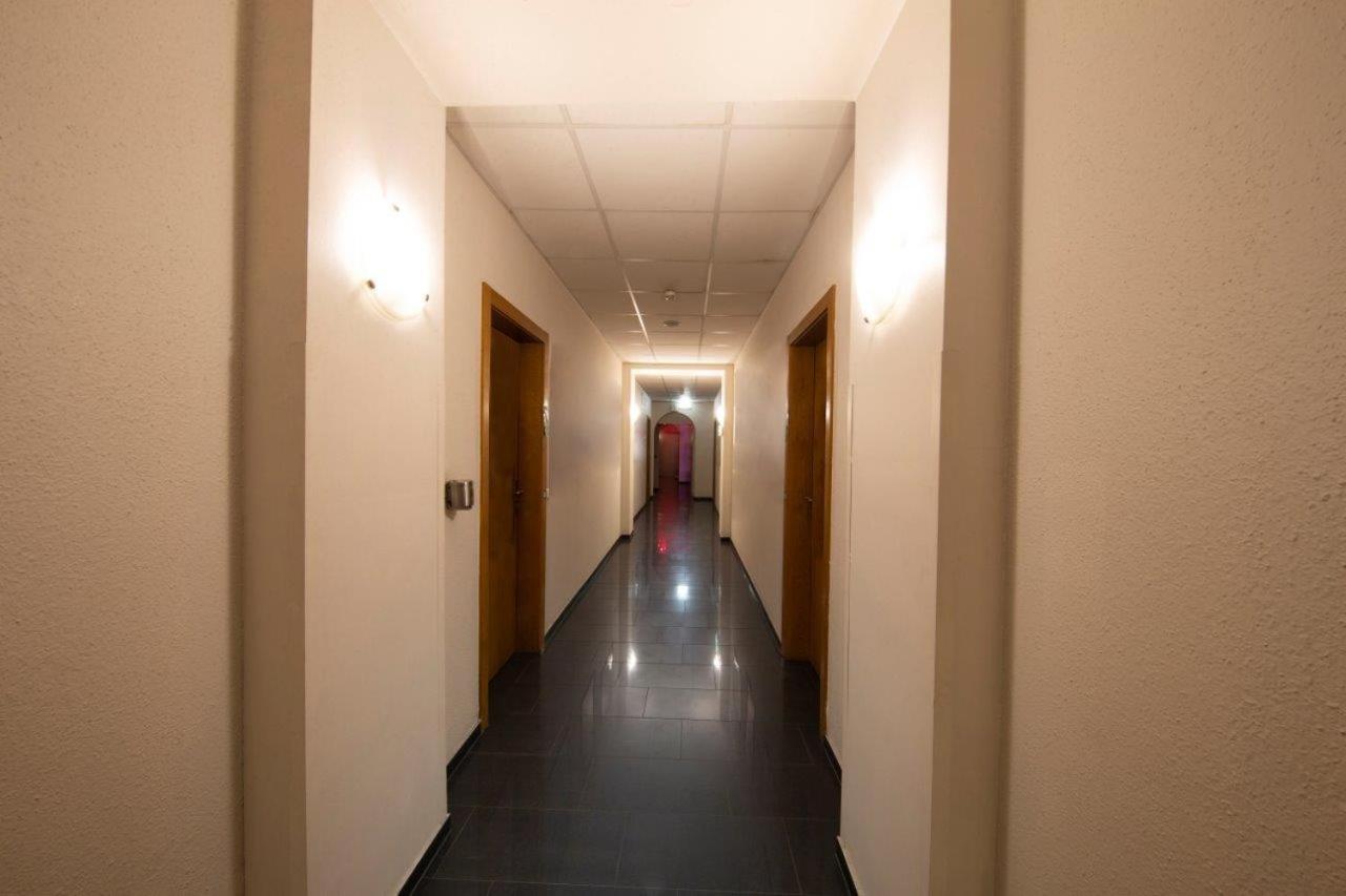 Lutz Hotel